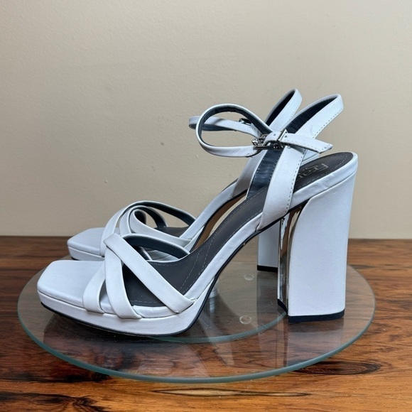 Franco Sarto Damilis Platform Sandal in Stone - Picture 9 of 16